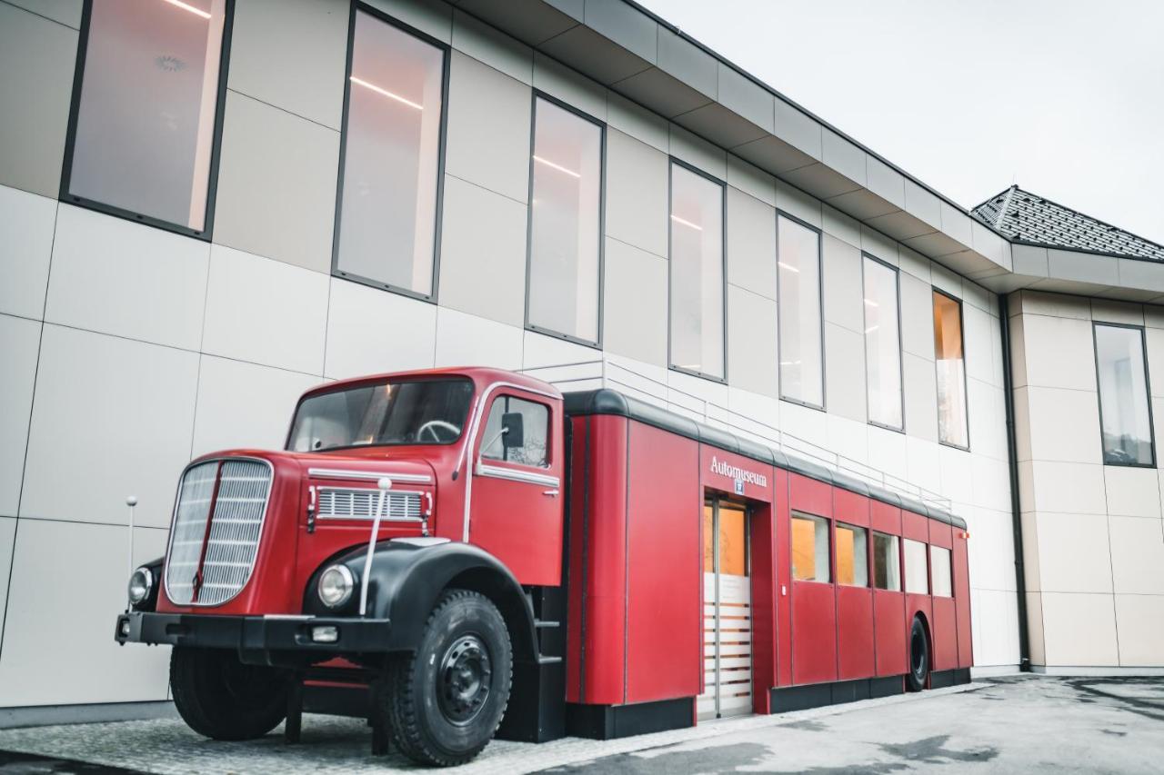 Das Salvator Iris Porsche Landhotel Friesach  Exterior foto